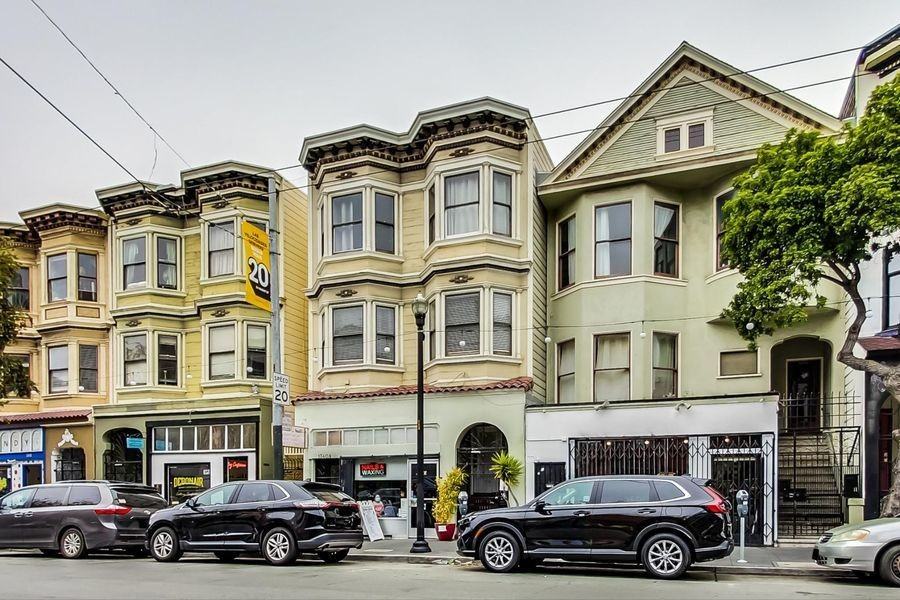 1338 Haight St - Photo 7 of 44