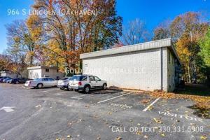 featured image of 964 S Lincoln St