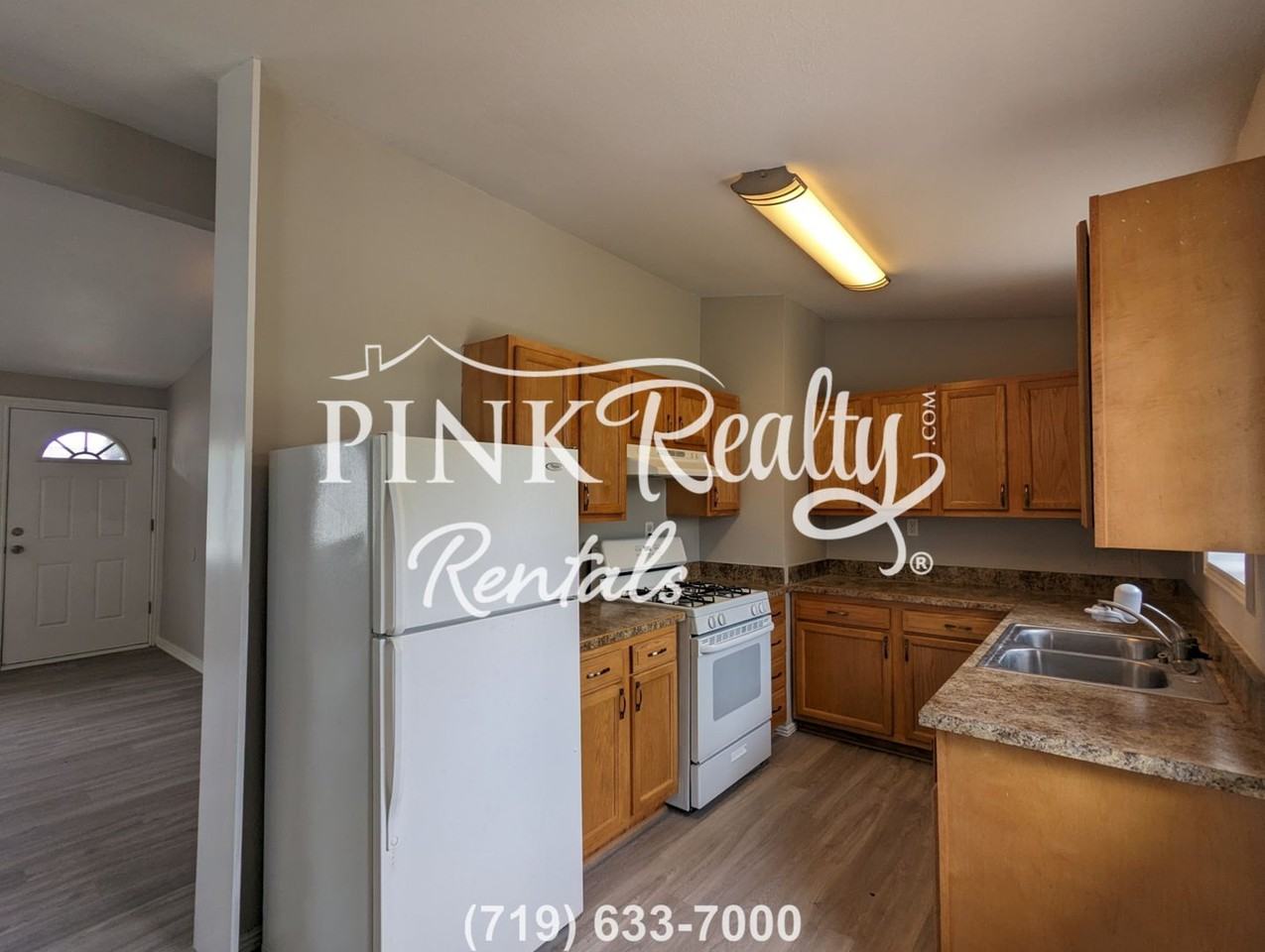 123 Amherst St - Photo 5 of 22