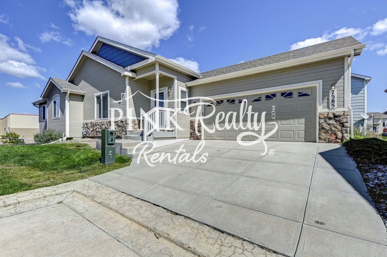 7385 Beinecke Pt - Photo 2 of 38