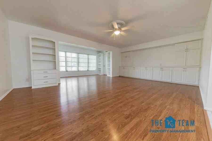 1100 Martinique Dr #217 - Photo 6 of 9