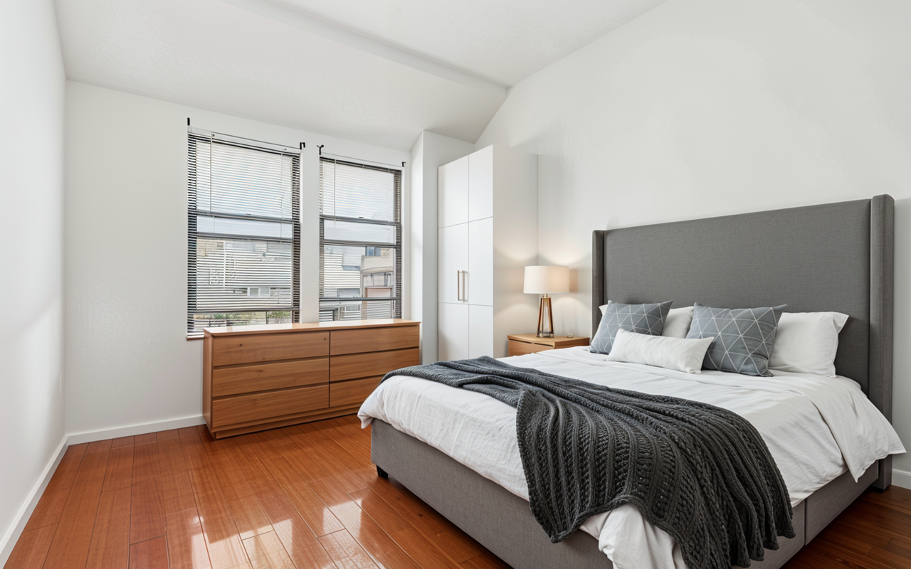 1204 Chestnut St - Photo 2 of 18