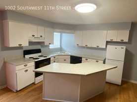 1002 Sw 11th Ave #14 - Photo 1 of 1
