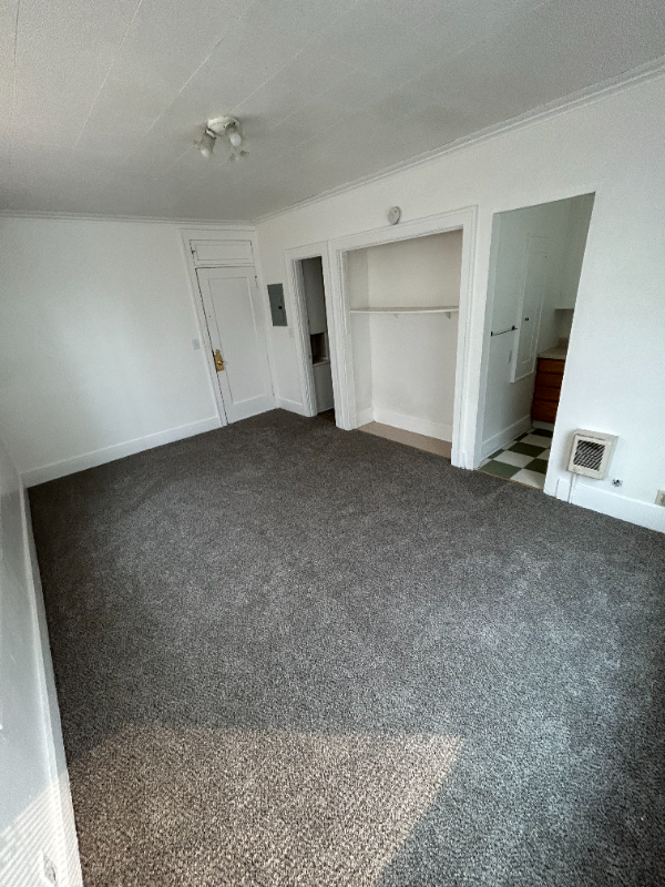 520 2nd Ave S #21 - Photo 2 of 5