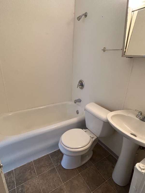 520 2nd Ave S #21 - Photo 4 of 5