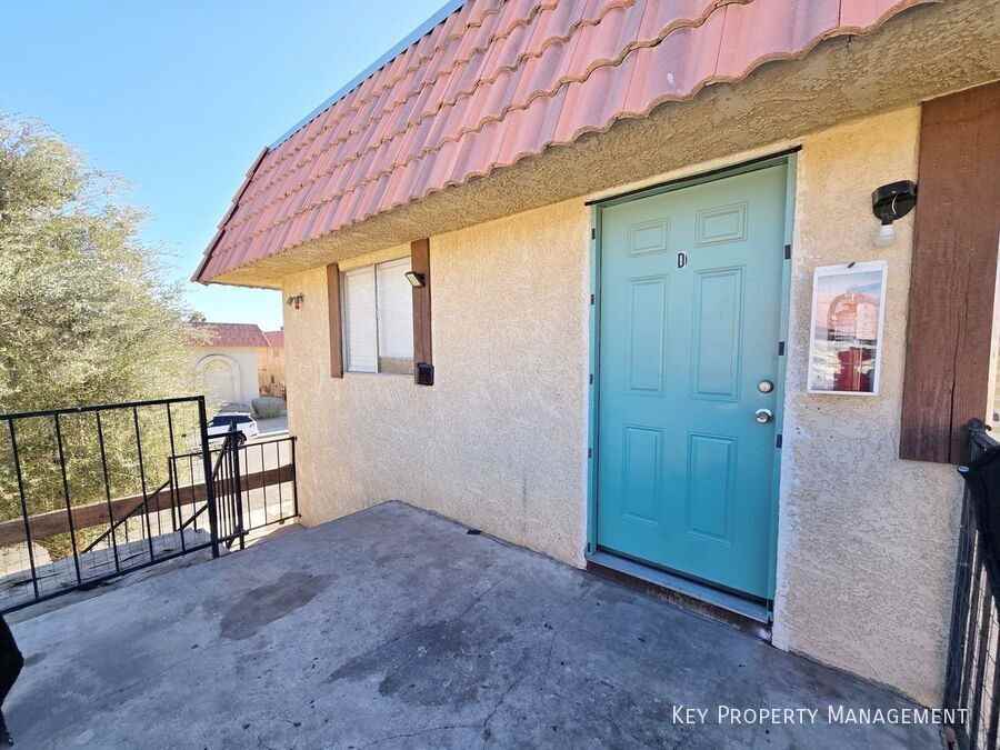 1617 Cordoba Ln #D - Photo 3 of 16