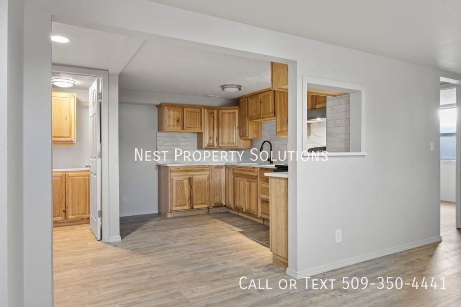 223 5th Ave Se #B - Photo 5 of 15