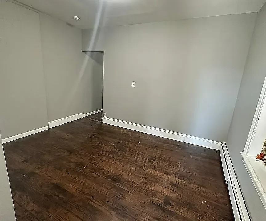 268 2nd St #1 - Photo 4 of 7