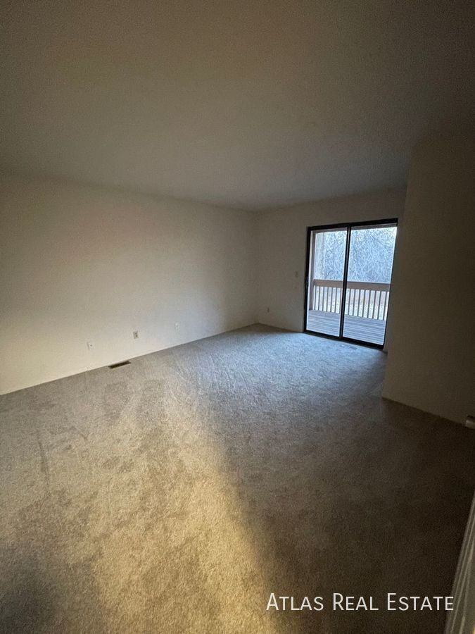 5554 Bonita Village Rd - Photo 5 of 8