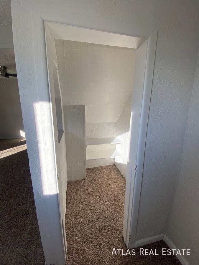 814 Mariposa St - Photo 3 of 16