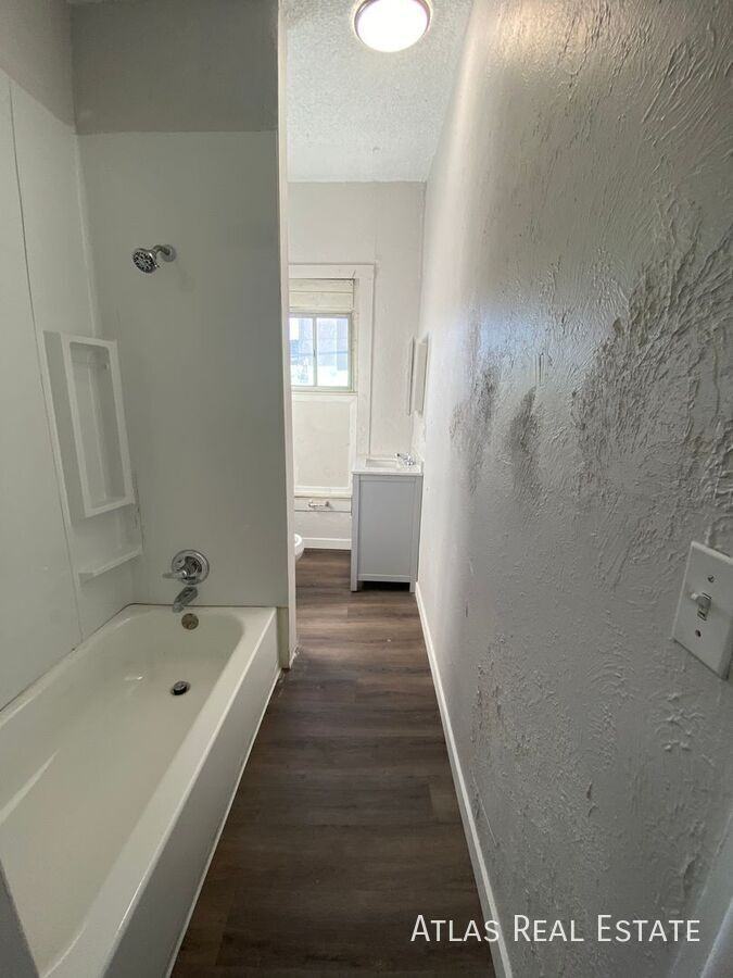 814 Mariposa St - Photo 6 of 16