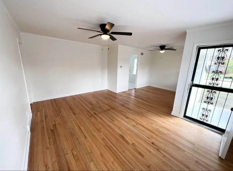 4238 Cherrydale Ave - Photo 2 of 15