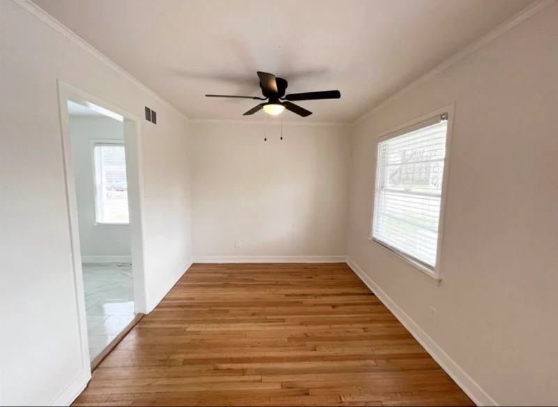 4238 Cherrydale Ave - Photo 4 of 15