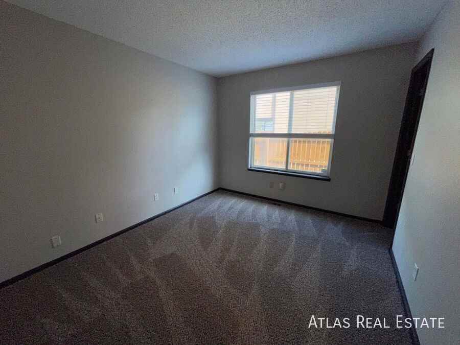 4610 Lasater Trl - Photo 6 of 26