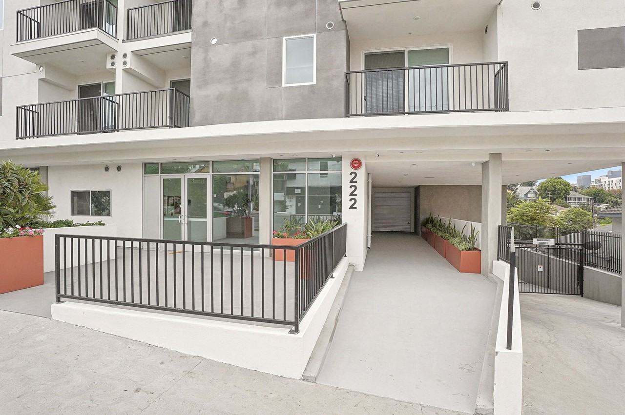 Alvarado House - Photo 6 of 37