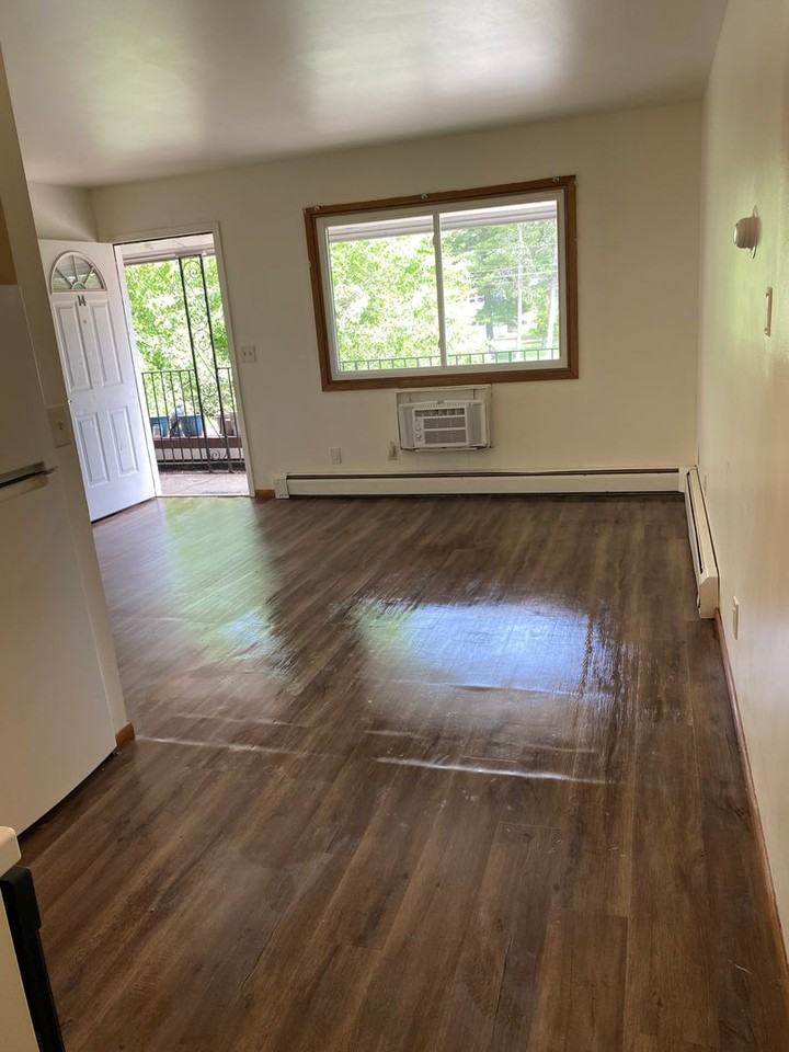 535 N Main St #14 - Photo 2 of 9