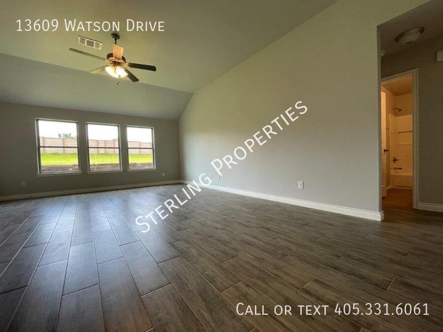 13609 Watson Dr - Photo 2 of 24