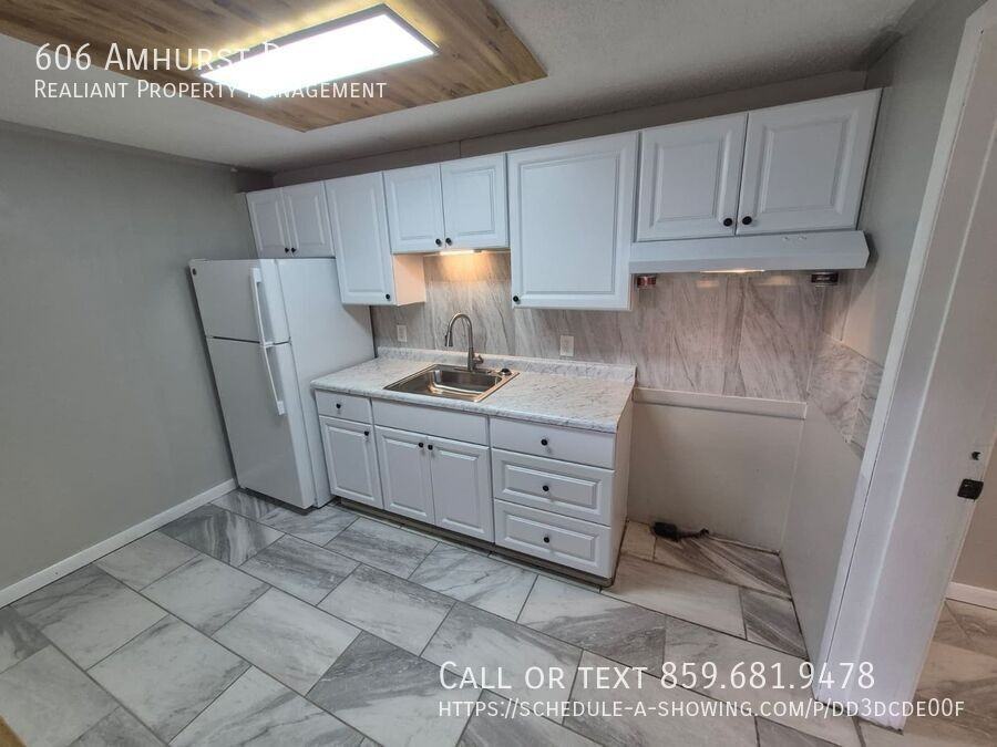 606 Amhurst Dr - Photo 4 of 8