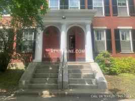 featured image of 13 Hudson St