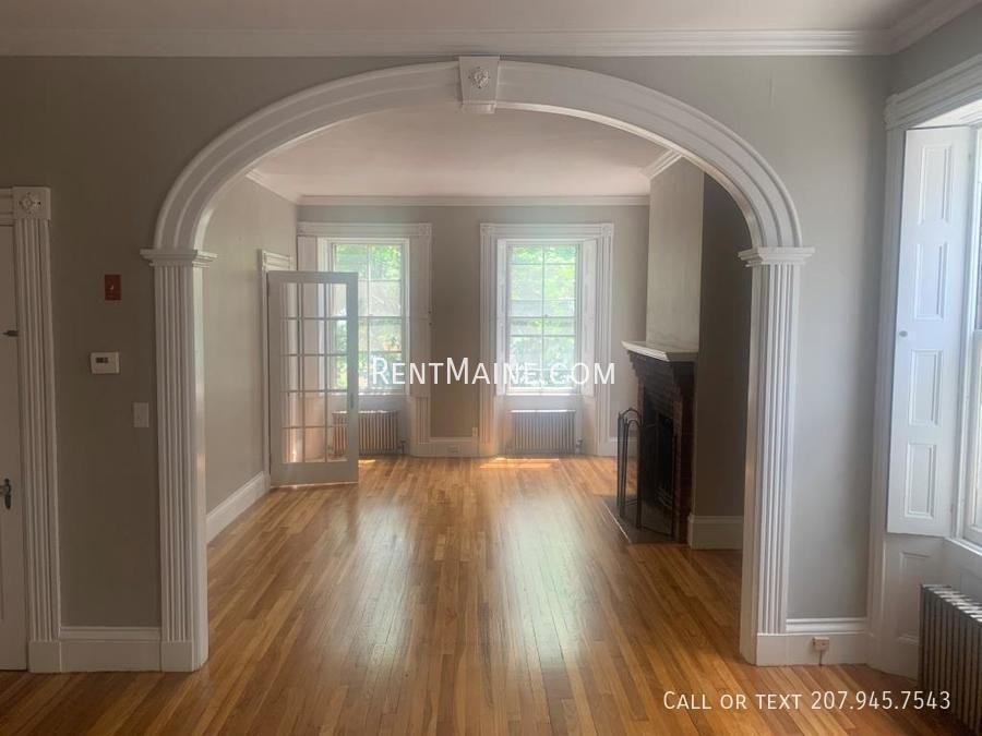 13 Hudson St - Photo 2 of 45