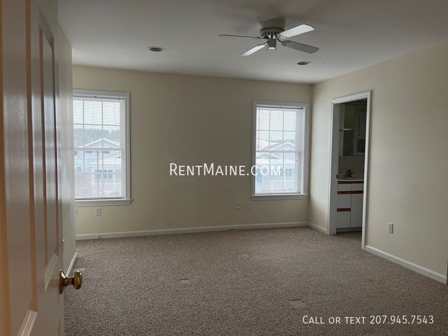 33 Burleigh Rd #20 - Photo 4 of 42