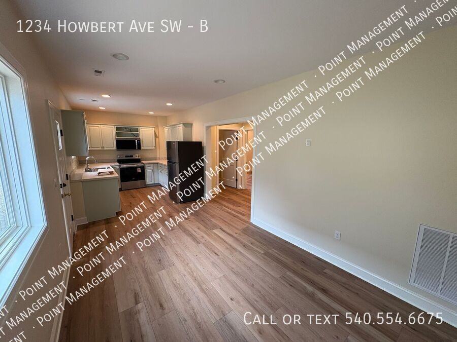 1234 Howbert Ave Sw #B - Photo 2 of 8