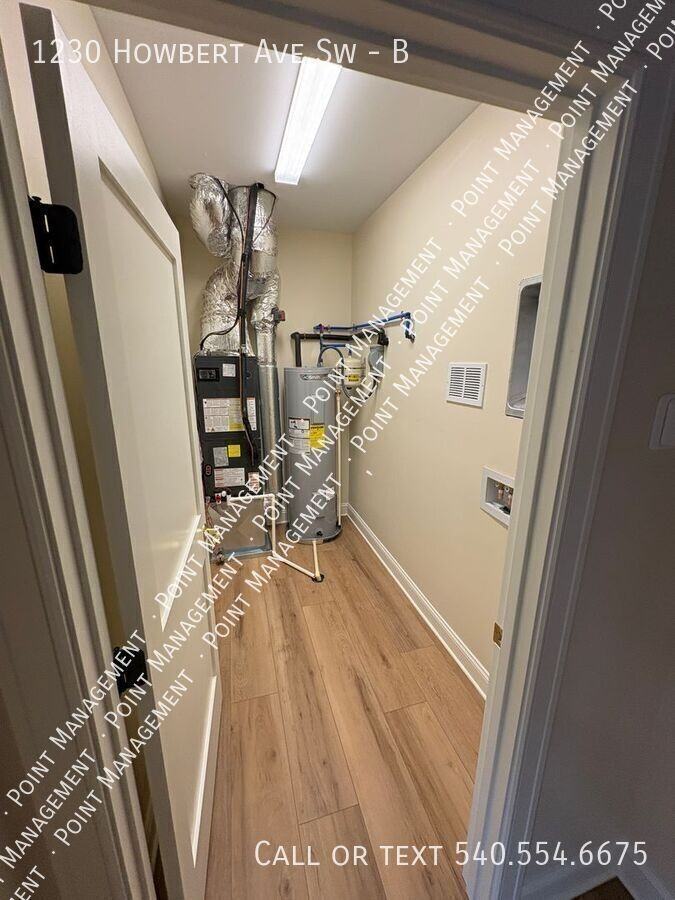 1230 Howbert Ave Sw #B - Photo 4 of 7
