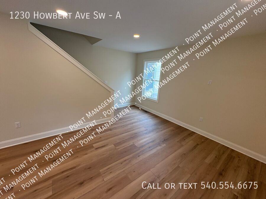 1230 Howbert Ave Sw #A - Photo 5 of 23