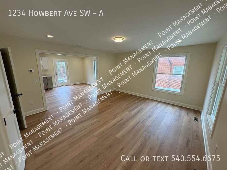 1234 Howbert Ave Sw #A - Photo 2 of 12