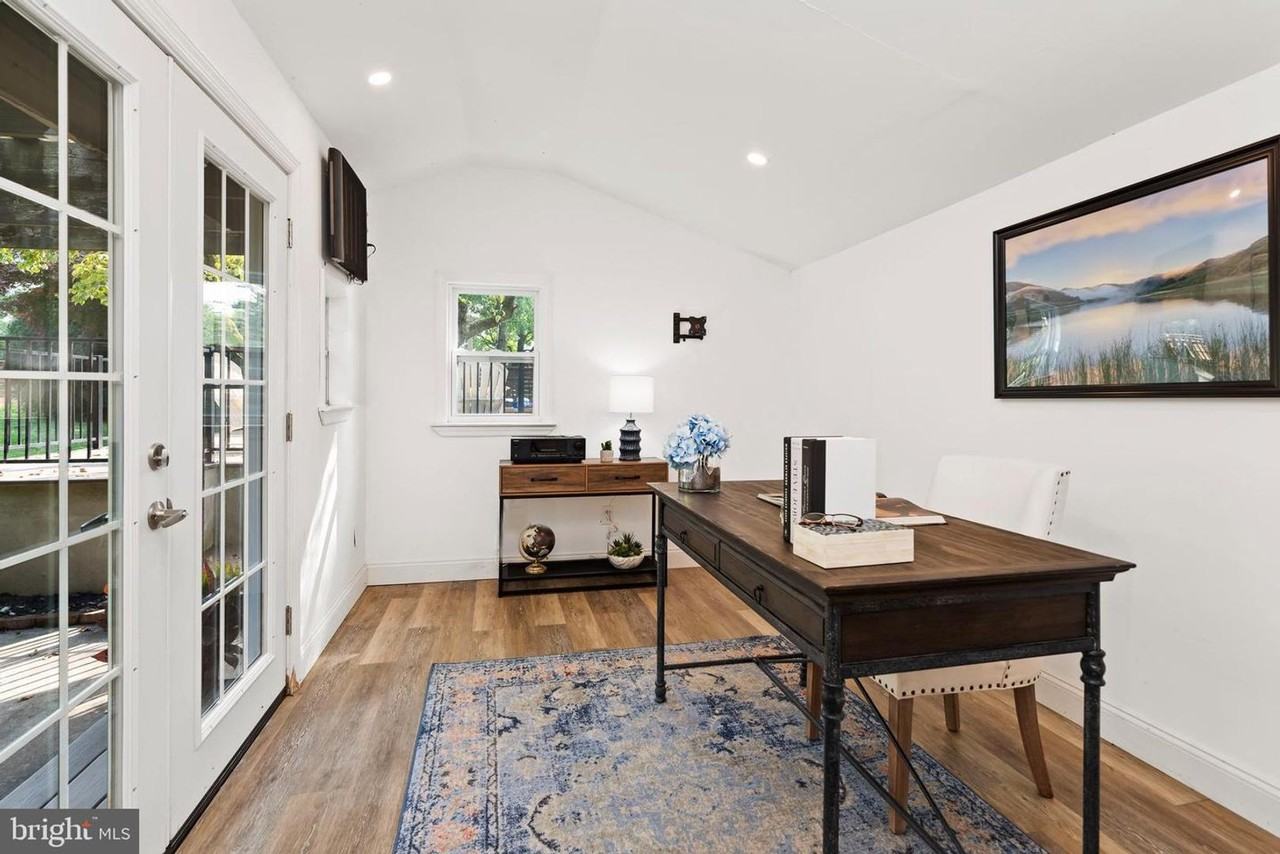 710 Fishburn Rd - Photo 2 of 41