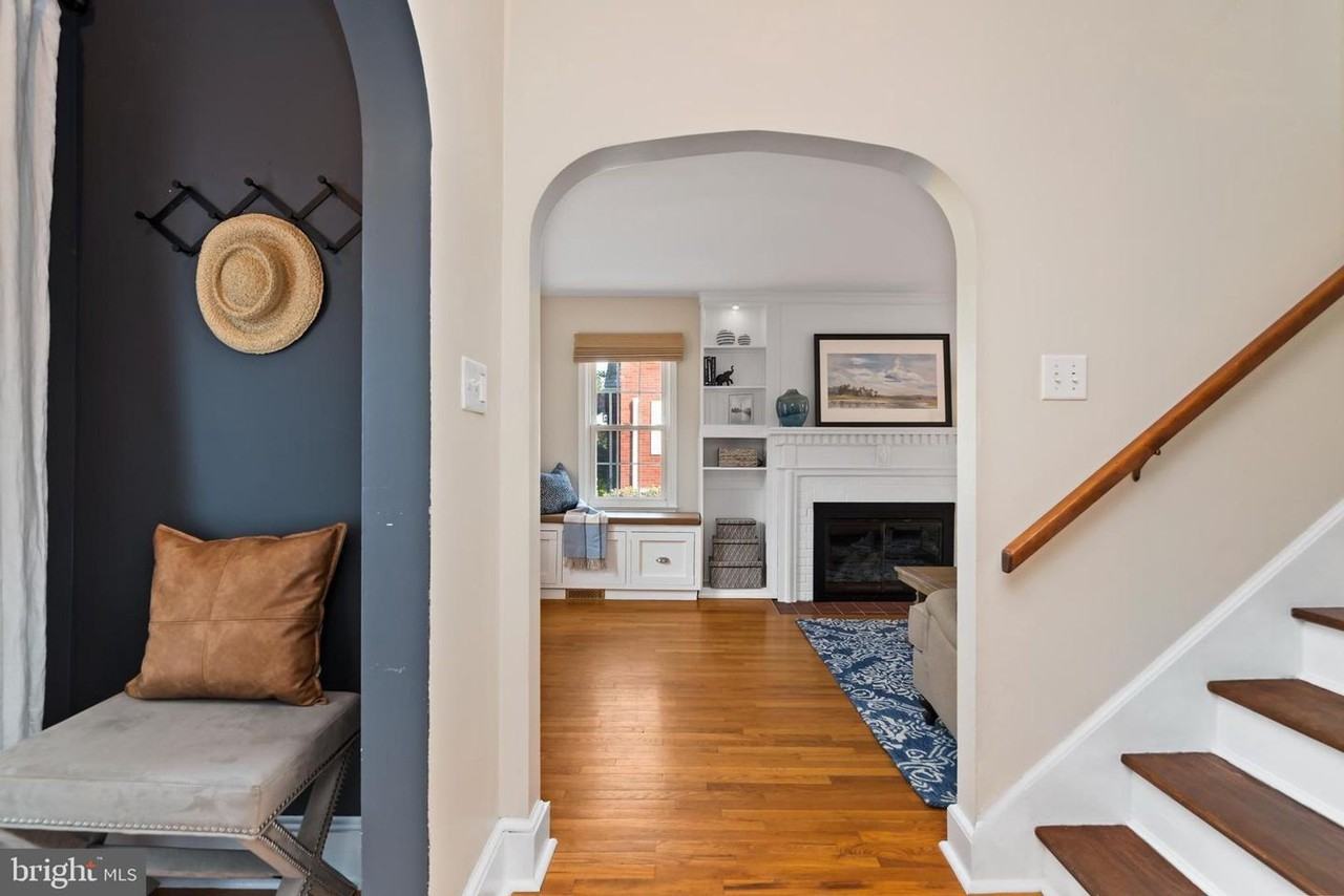 710 Fishburn Rd - Photo 5 of 41