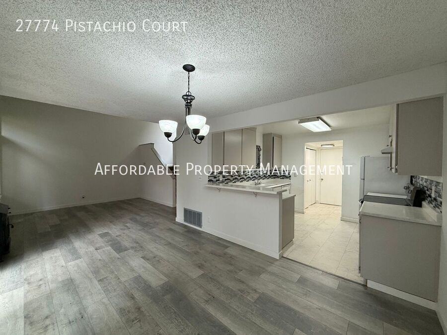 27774 Pistachio Ct - Photo 7 of 21