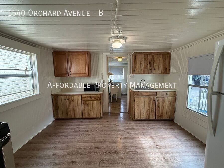 1540 Orchard Ave #B - Photo 2 of 11