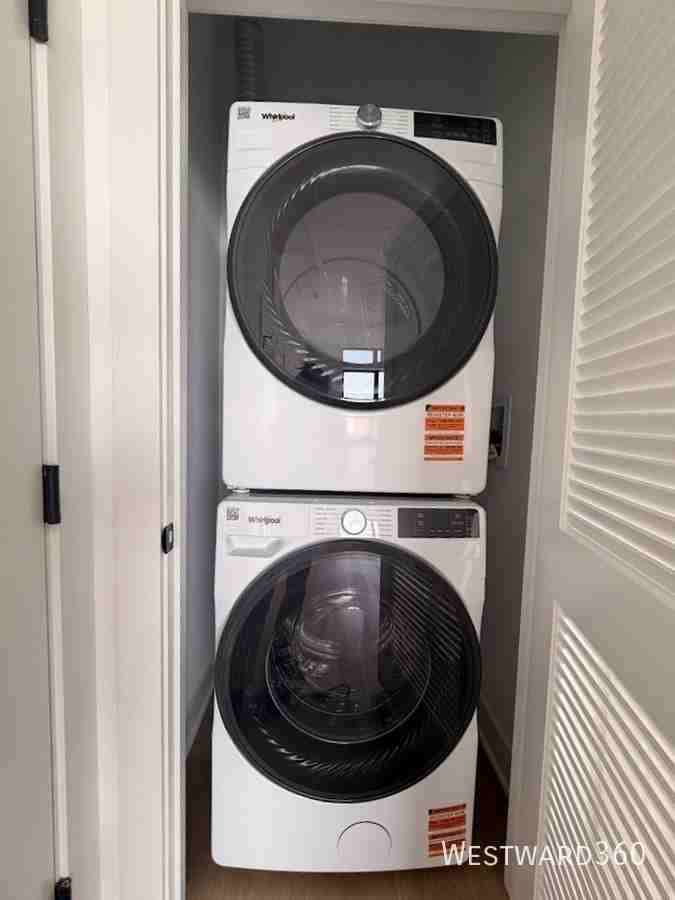 1320 S Ashland Ave #201 - Photo 4 of 12