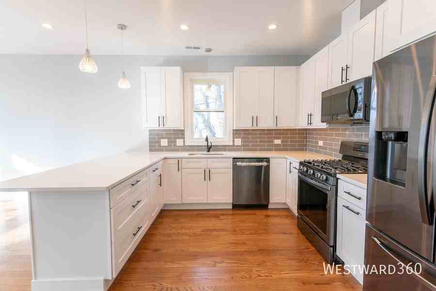 3461 N Oconto Ave #2 - Photo 4 of 15