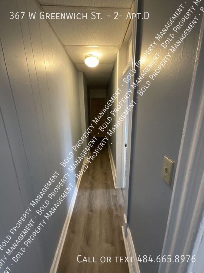 367 W Greenwich St #2APTD - Photo 6 of 10