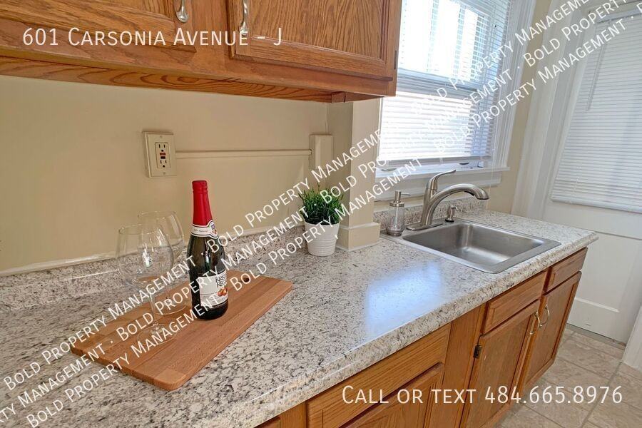 601 Carsonia Ave #J - Photo 5 of 24