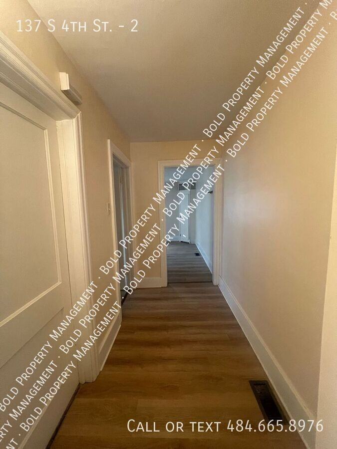 137 S 4th St #2 - Photo 6 of 13