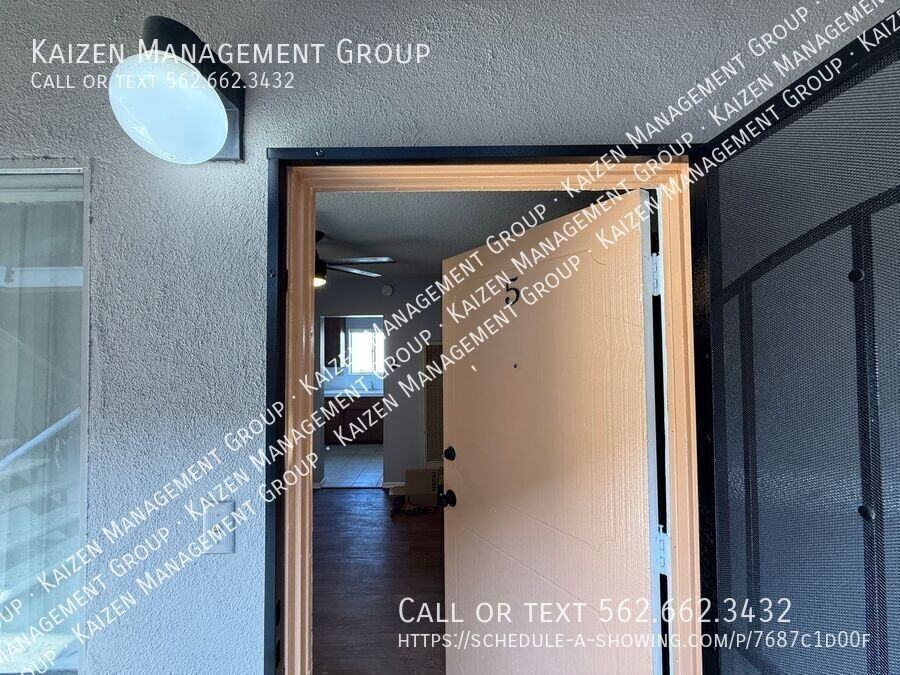 11893 Truro Ave #5 - Photo 2 of 6