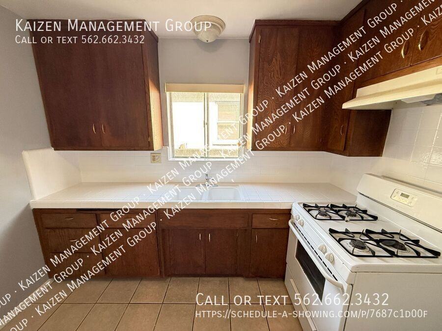 11893 Truro Ave #5 - Photo 4 of 6