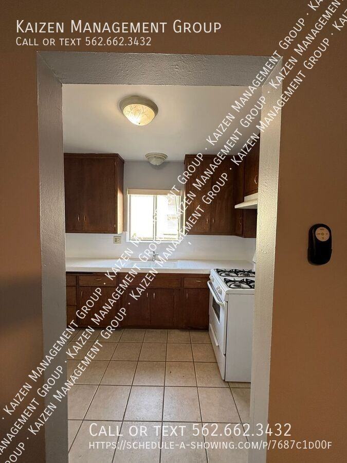 11893 Truro Ave #5 - Photo 5 of 6