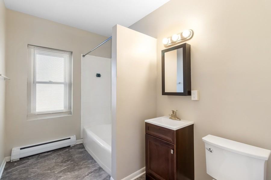 2311 E North Ave #4 - Photo 4 of 16