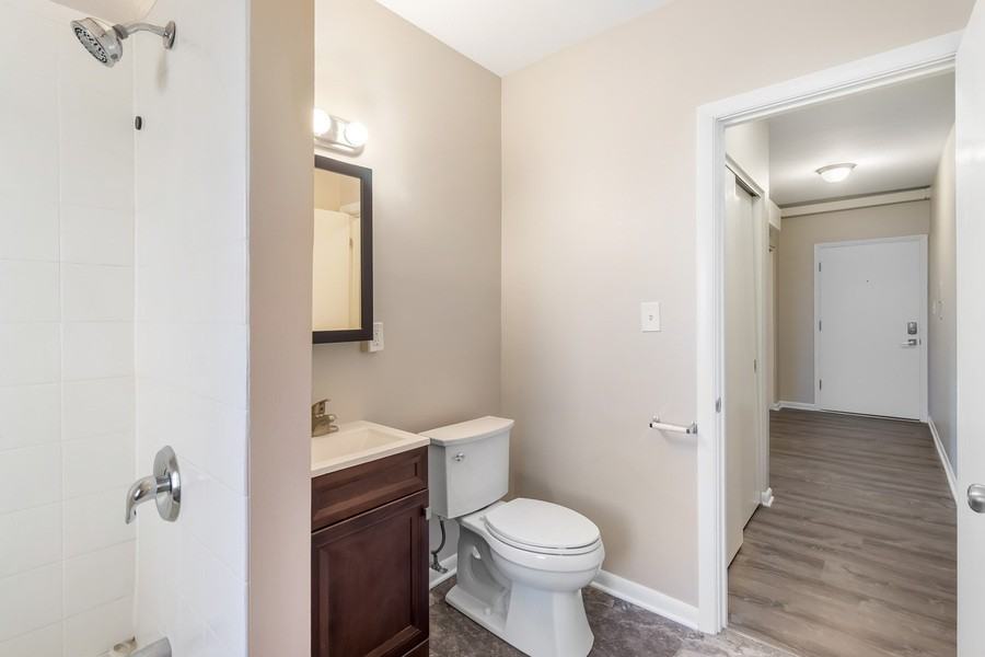 2311 E North Ave #4 - Photo 5 of 16