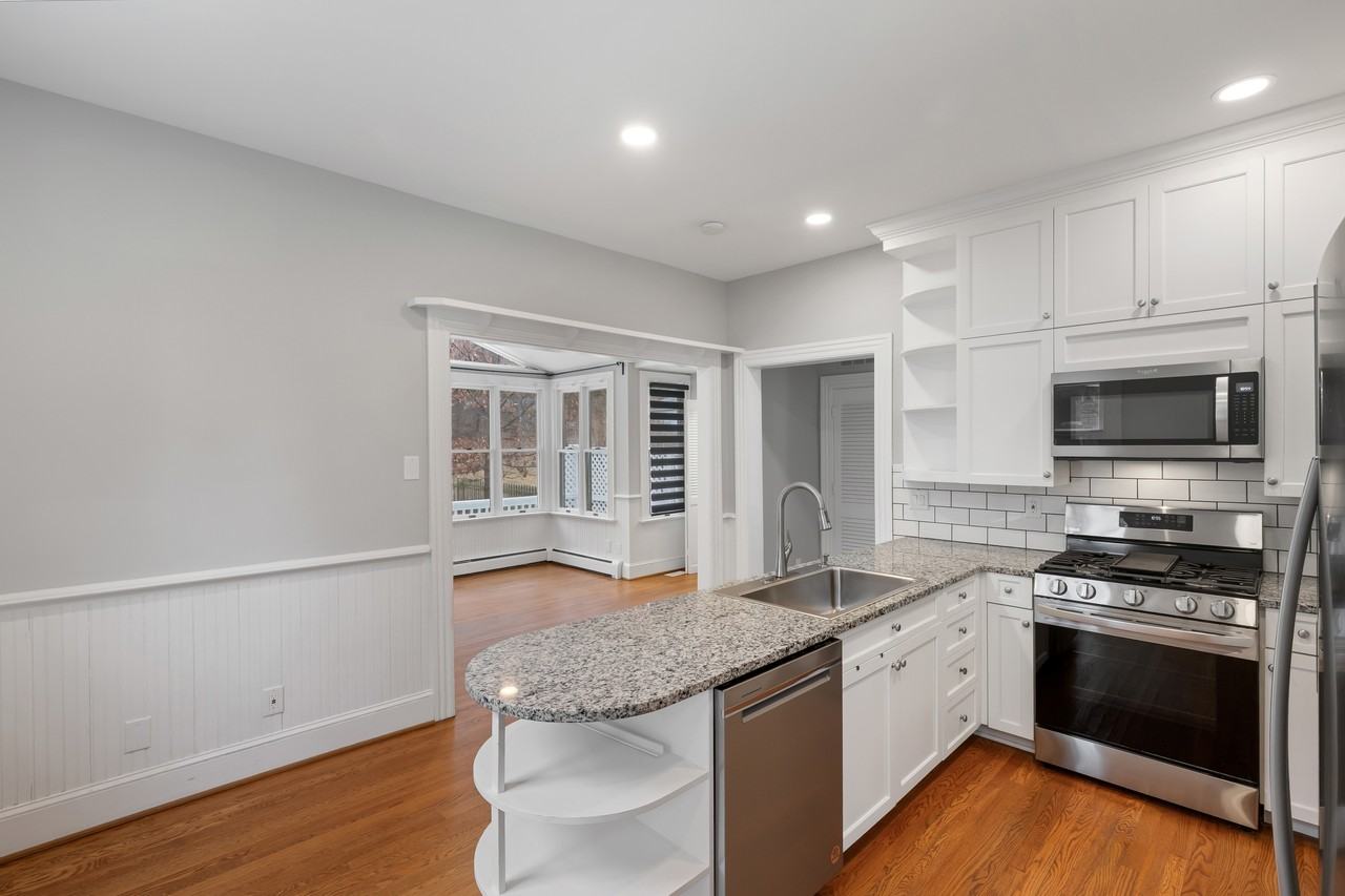 5116 Wetheredsville Rd - Photo 6 of 28