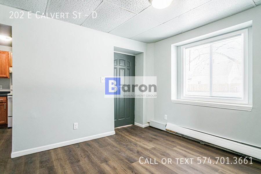 202 E Calvert St #D - Photo 3 of 12