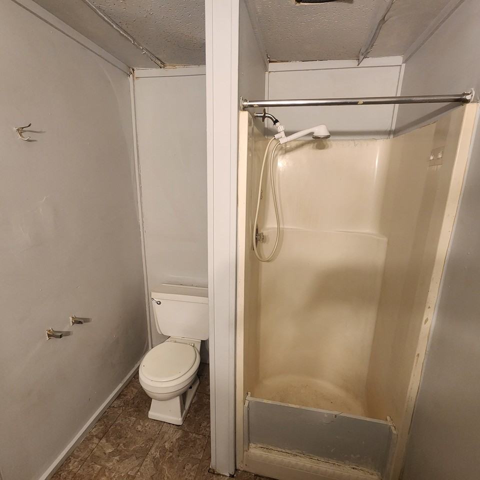 130 N Franklin St Apt 3 - Photo 4 of 9