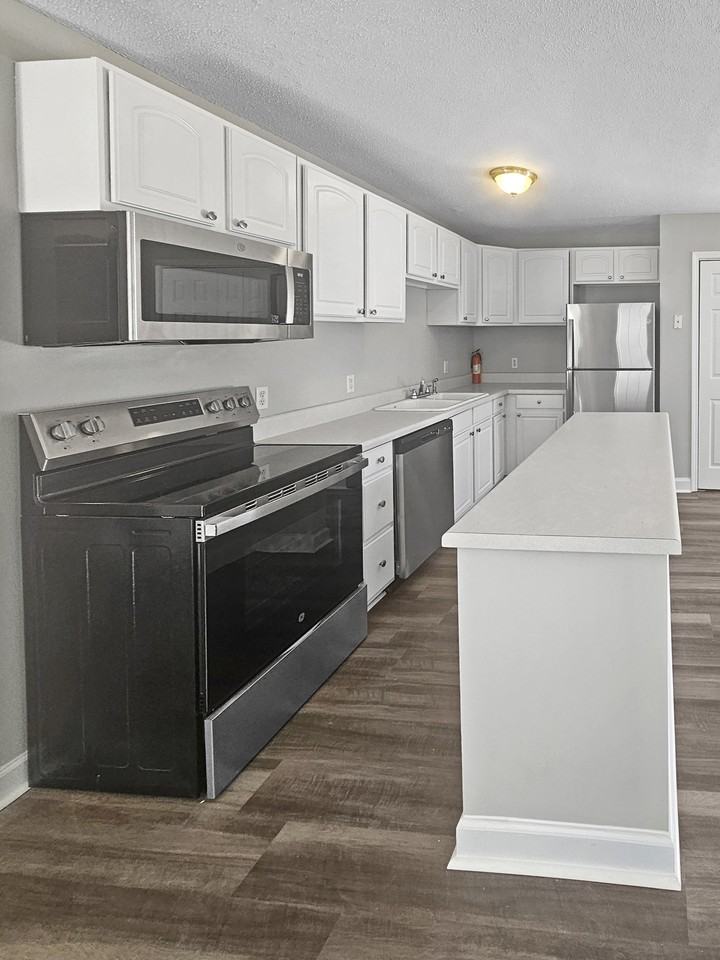 5 Paris Creek Ct - Photo 4 of 17