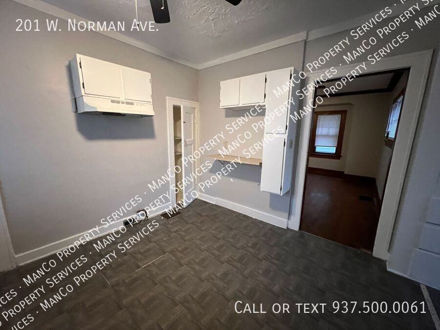 201 W Norman Ave - Photo 4 of 11