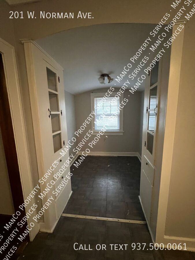 201 W Norman Ave - Photo 5 of 11