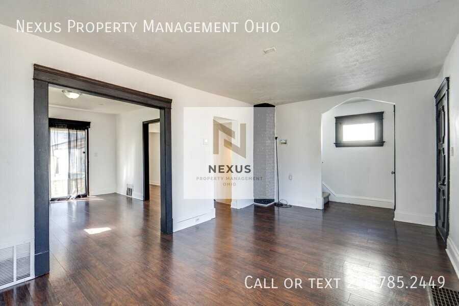 4276 W 21st St - Photo 5 of 15